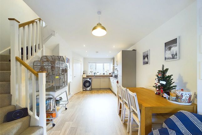 8, Mowhay Gardens, Okehampton photo 4