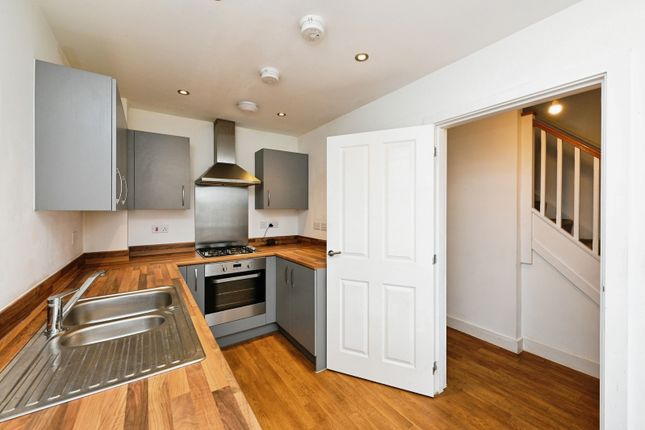 9, Dereham Drive, Norfolk photo 3