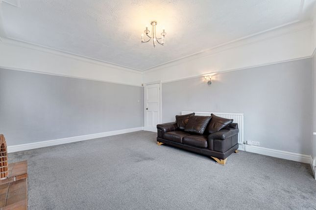 3 Hollybank Court Highfield Road, Widnes photo 4