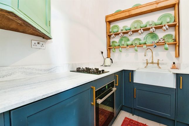 Flat for sale in Green Park, Bath