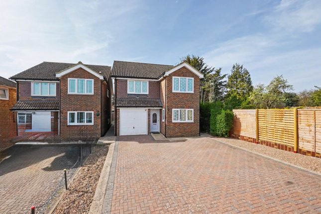 'The Finches', 21 Wickham Close, Sittingbourne photo 2