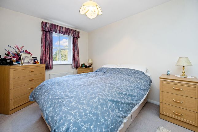 Detached house for sale in Windmill View, Brighton