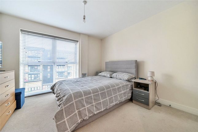 MTVH SO - 46 Copeland House,, Giles Crescent, Hertfordshire photo 5