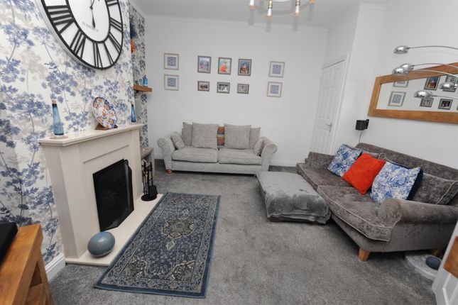 15, Cranbrook Street, Bradford photo 5