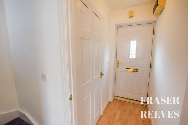 3, Charmouth Close, Newton-Le-Willows photo 2