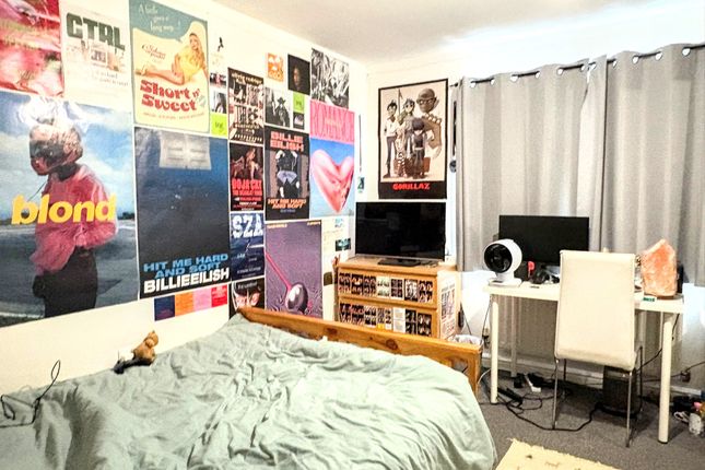 Whatsapp Image 2025-12-08 At 15.55.16 (2)