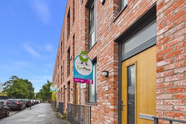 37, Cleminson Street, Salford photo 2