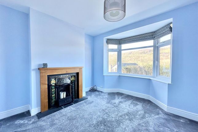 47, New Mills Road, High Peak photo 2