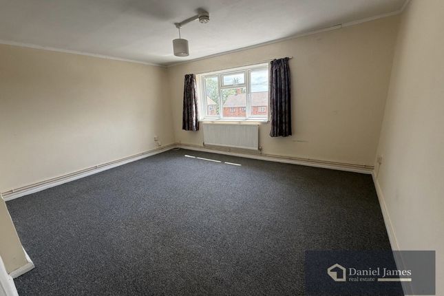 Flat 29, Petersfield Close, Petersfield Close, Romford photo 3