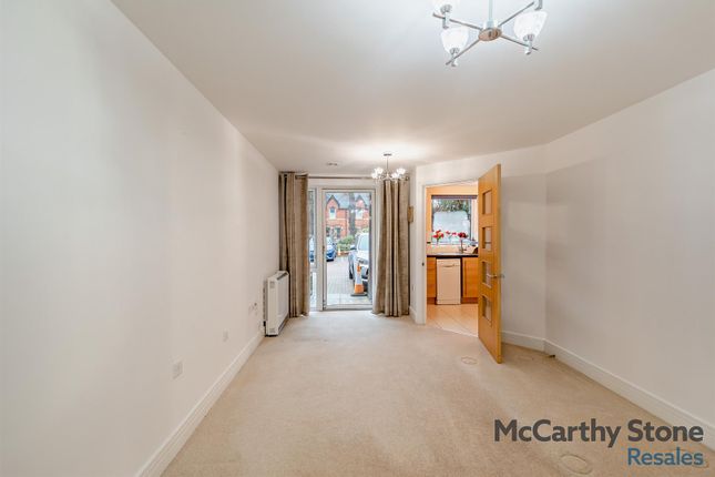 1 Martin Court, St. Catherines Road, Grantham photo 2