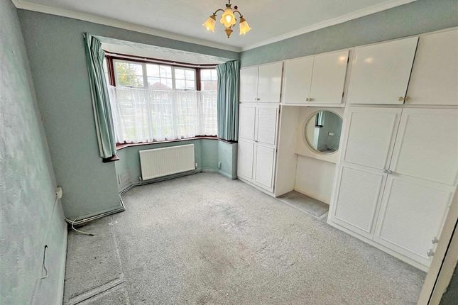 37, Ferguson Avenue, ROMFORD photo 5
