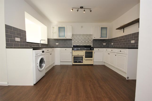 51, Dingle Road, Rushden photo 4