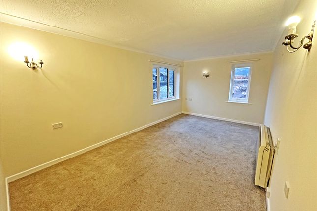 Flat 49, Homeforde House,, Grigg Lane, Hampshire photo 3