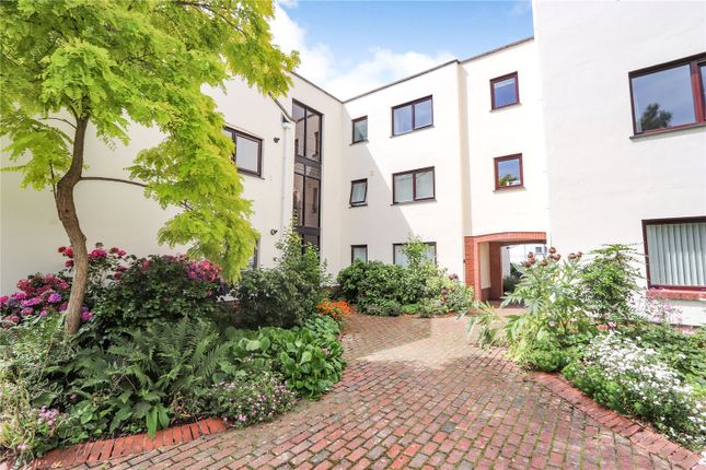 Flat for sale in Chandlers Court, Instow, Bideford