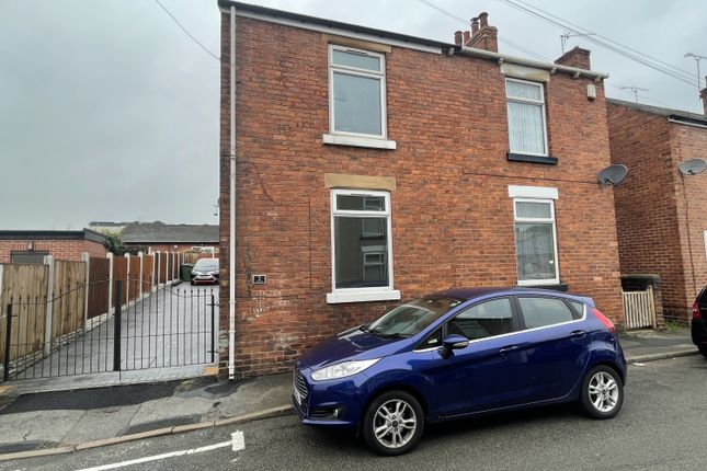 Thumbnail Terraced house to rent in Bank Street, Brampton, Chesterfield