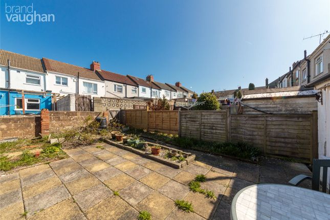 Terraced house to rent in Crayford Road, Brighton