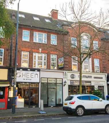 Studio house on 427, Upper Richmond Road West, London, £1,875/mo