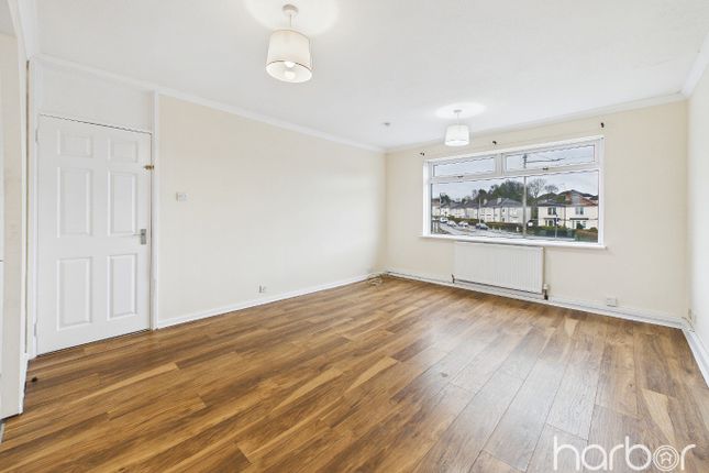 0/1, 131 Gartcraig Road, Glasgow photo 2