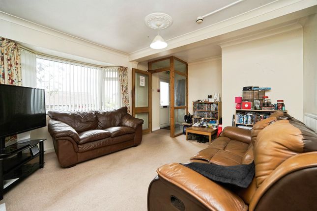 105, Hawthorn Avenue, Leeds photo 4