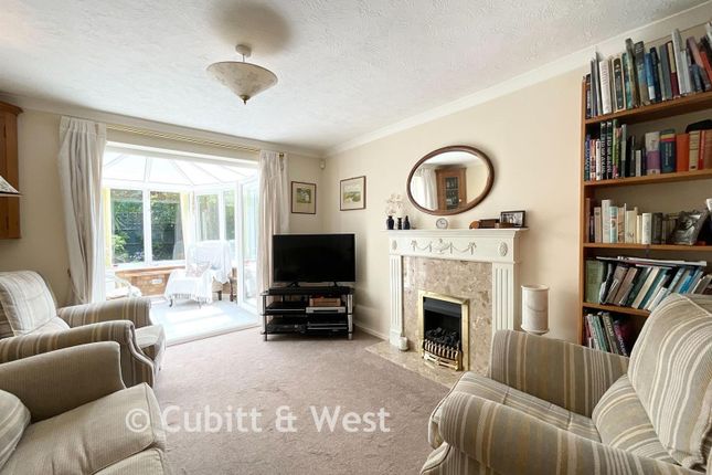 18, Foxglove Walk, Worthing photo 4