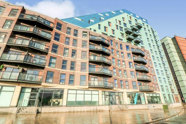 Thumbnail Flat for sale in Brewery Wharf, Waterloo Street, Leeds, West Yorkshire