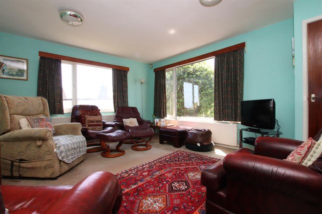 4a, Branscombe Close, Exeter photo 2