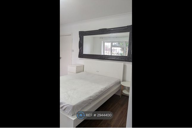 North Road, Chadwell Heath, Romford photo 5
