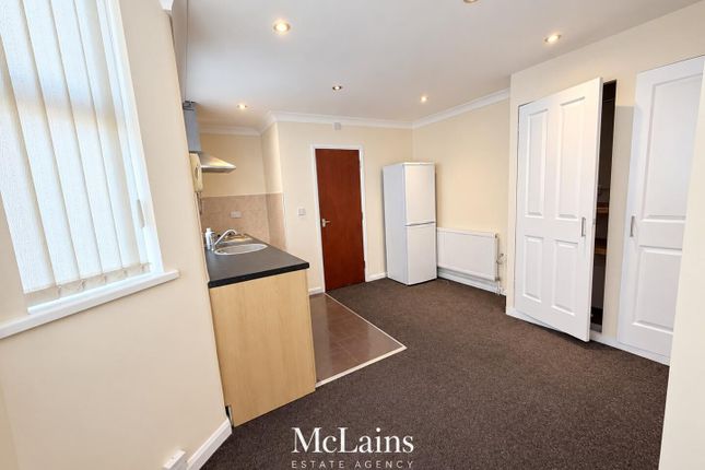 Flat 2, 29, Clarendon Road, Luton photo 3