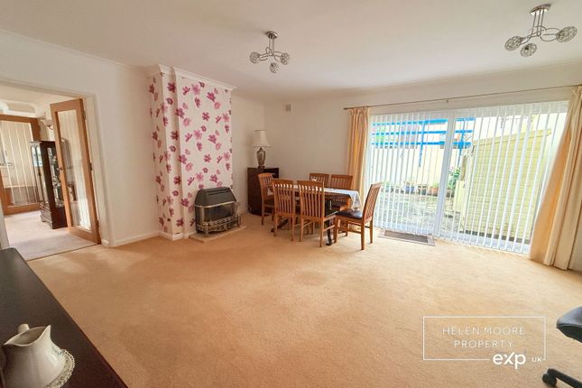 20, Sanderspool Cross, South Brent photo 3