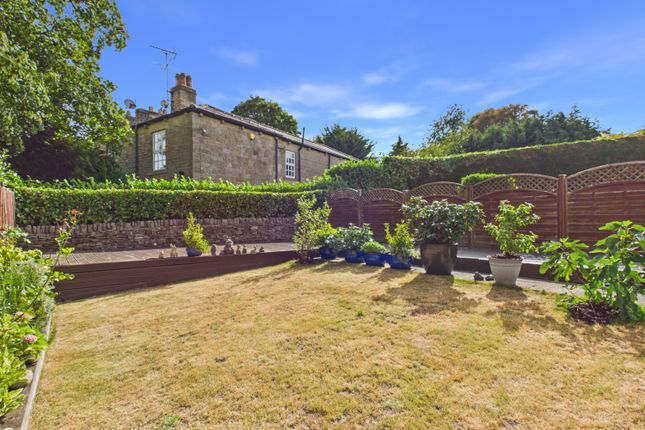 7, Dore Hall Croft, Sheffield photo 2