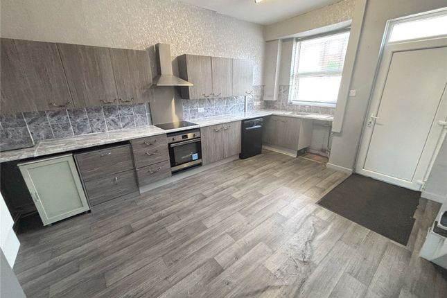 29, Hilton Fold Lane, Manchester photo 4