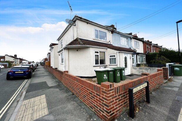 Thumbnail Flat to rent in Ludlow Road, Southampton