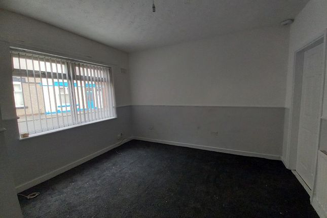 2 bed flat to rent in Sheriff Street, Hartlepool TS26