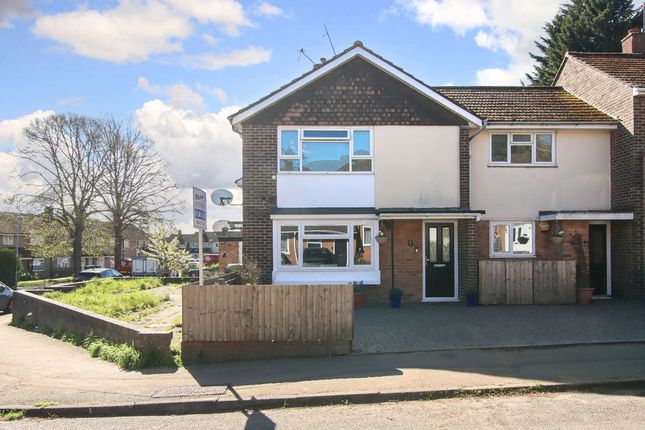 2-bed flat on 4, Hilldown Road, Hemel Hempstead, £290,000