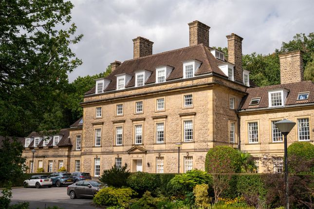 Communal Exterior And Gardens