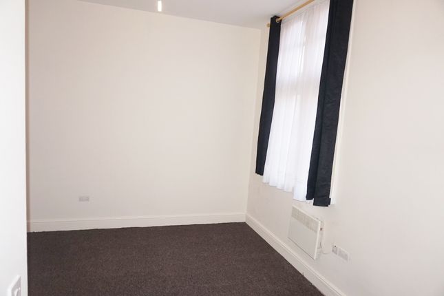 G7 , 43  Grosvenor Gate , Leicester photo 5