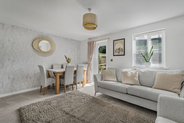 25, Fotescue Road, Cheltenham photo 4