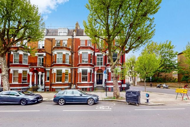 Thumbnail Studio to rent in Sutherland Avenue, London