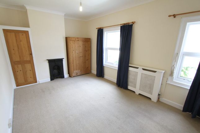 Terraced house to rent in Newland Place, Banbury, Oxon
