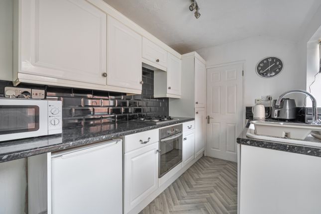 46, Edward Street, Grantham photo 3