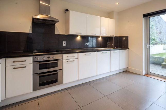 Walnut Cottage, 4, Sacre Coeur Cottages, St Helier photo 3