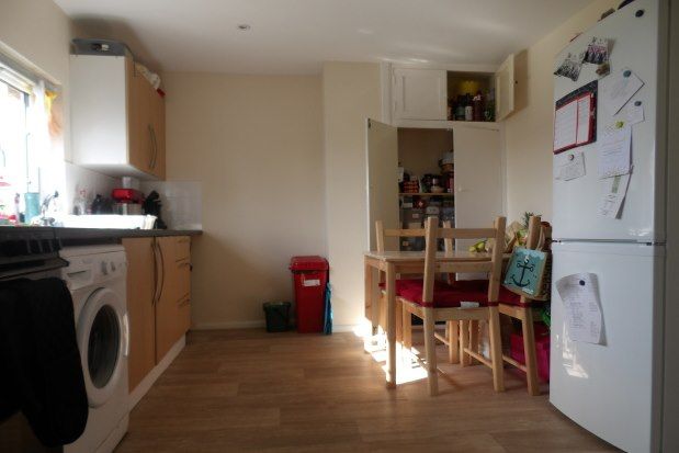 Flat to rent in 5 Heathfield Cottages, Kidlington