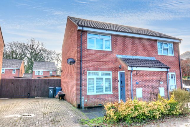 2-bed house on 9 Philps Close, High Wycombe, £370,000