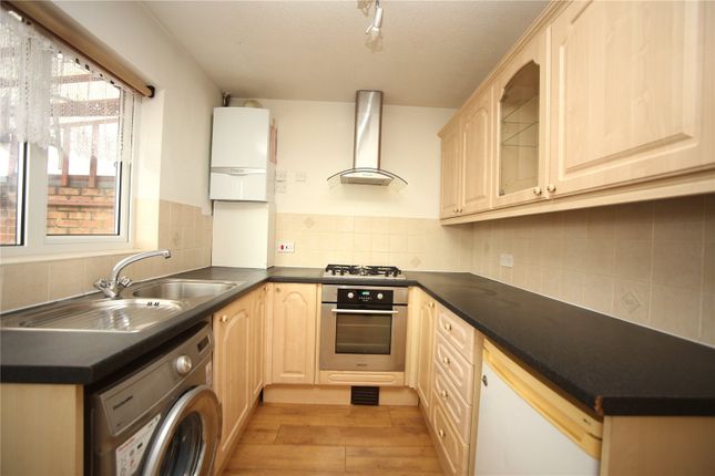 28, Willowbrook Drive, Gloucestershire photo 4