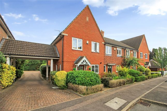 End terrace house for sale in Hawthorn Park, Swanley, Kent