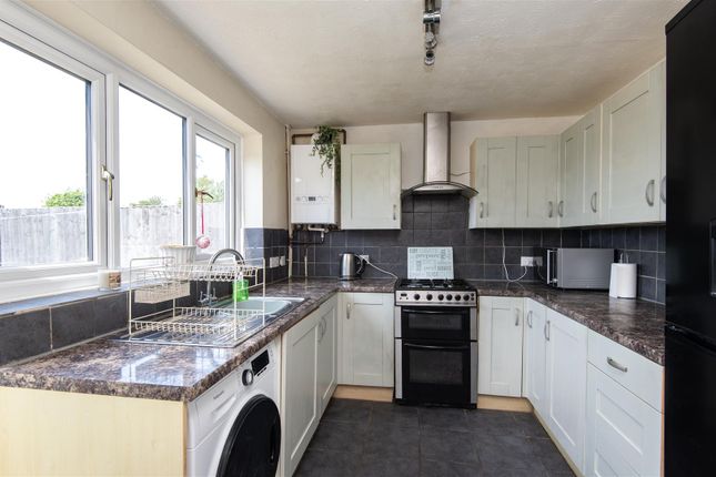 11, Mayfield Close, Spalding photo 2