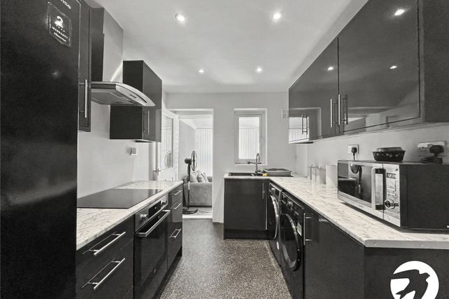 7, Windmill Road, Kent photo 3