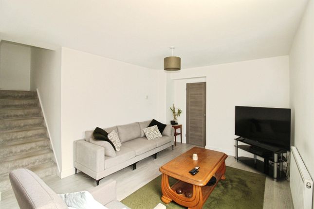 5, Orchard Close, Ware photo 4