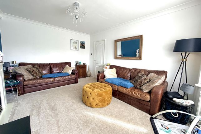 24, Lansdowne Road, Altrincham photo 2