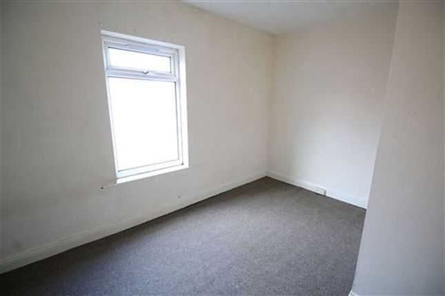 2, Regent Street, Bishop Auckland photo 4